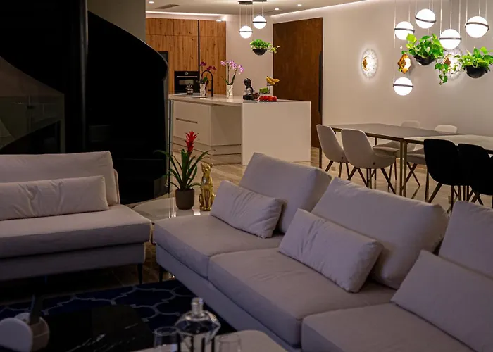 Villa Enchanted Haven By Aura