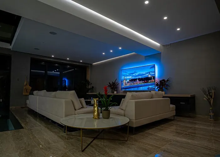 Enchanted Haven By Aura *