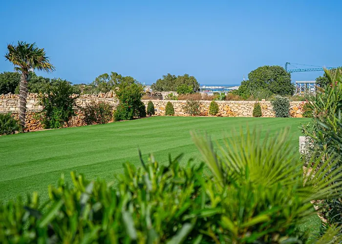 Enchanted Haven By Aura * Il-Mizieb